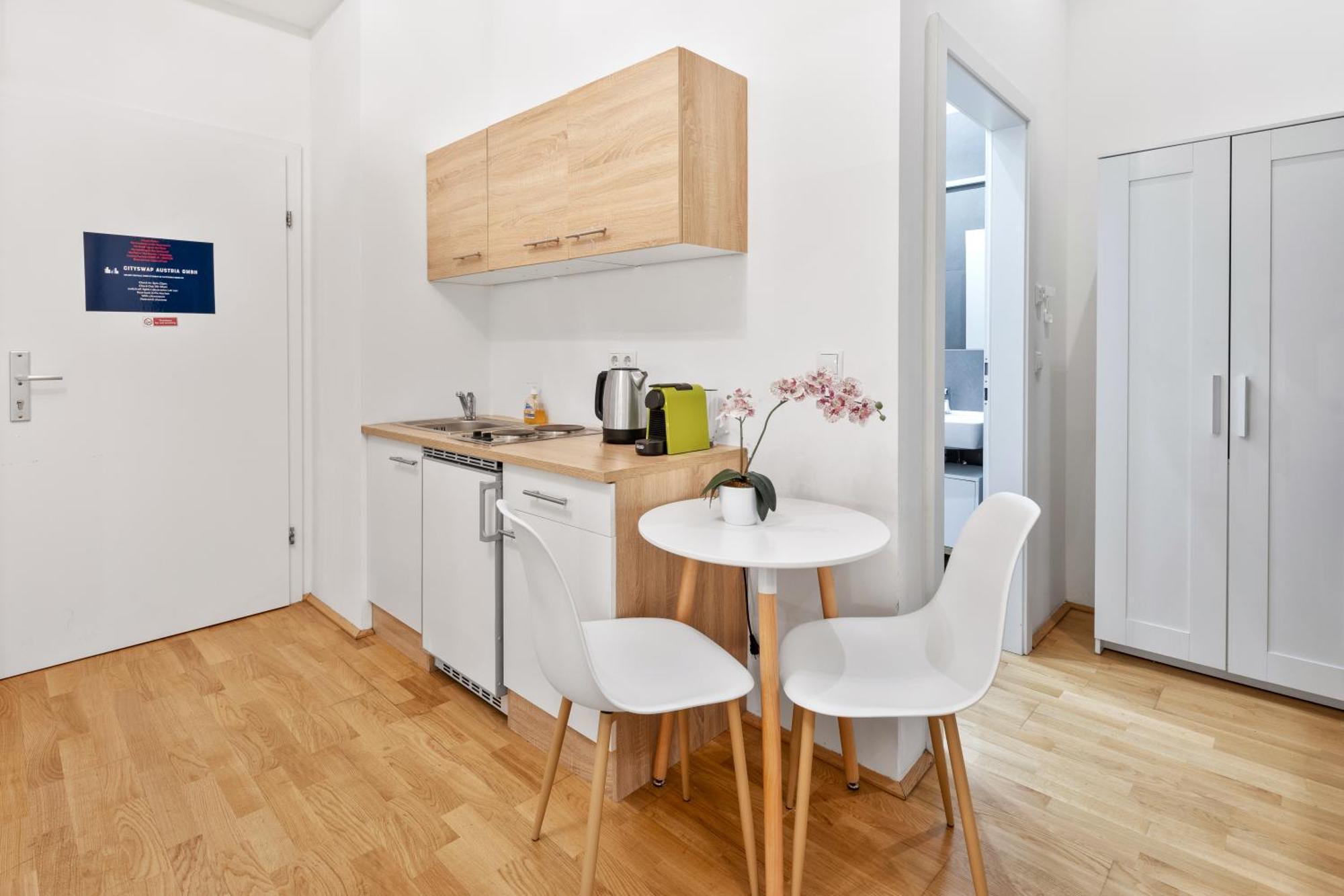 522 Mbits Wifi Air Con Free Parking Apartment